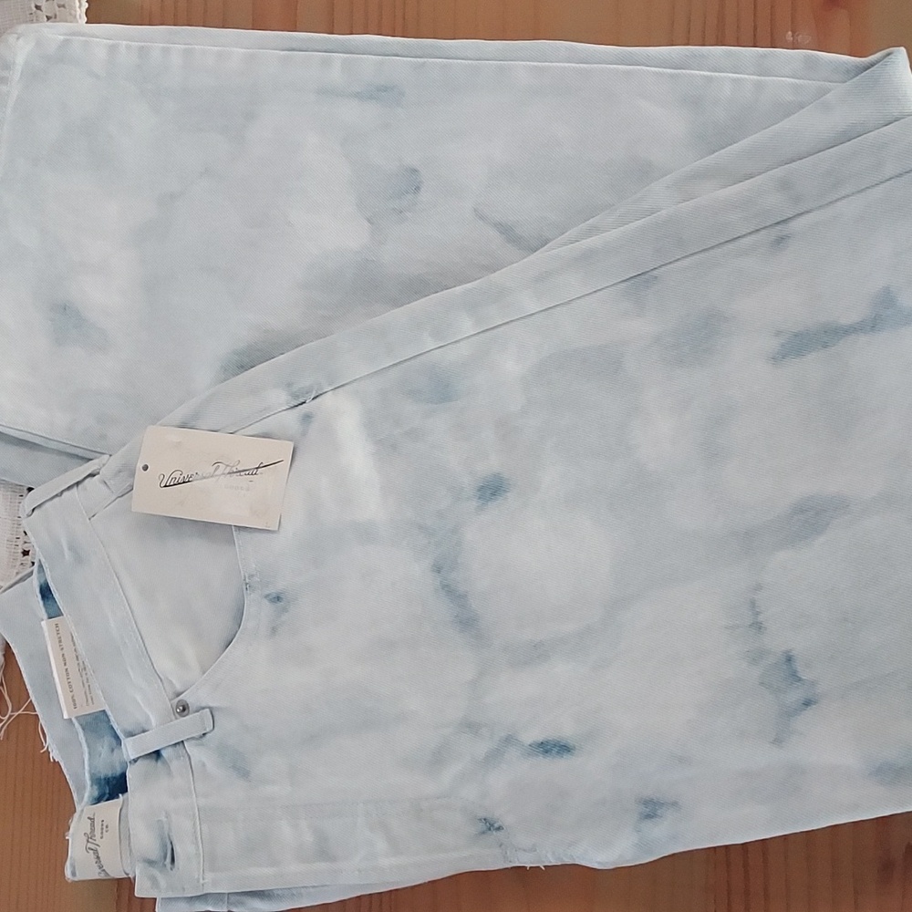 Clothes Box (7 Pieces, Ranges In All Sizes) - Picture 2 of 6